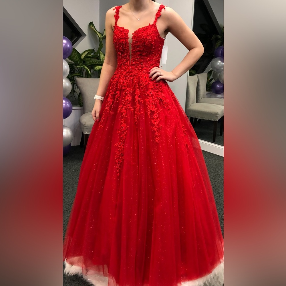 ellie wilde prom dress size 2